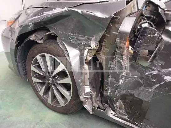 Photo 2 of 18: 2017 Nissan Altima 2.5, VIN 1N4AL3AP4HC104497 — Korean insurance auction