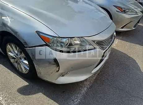 Photo 2 of 10: 2015 Lexus ES300h — Korean insurance auction