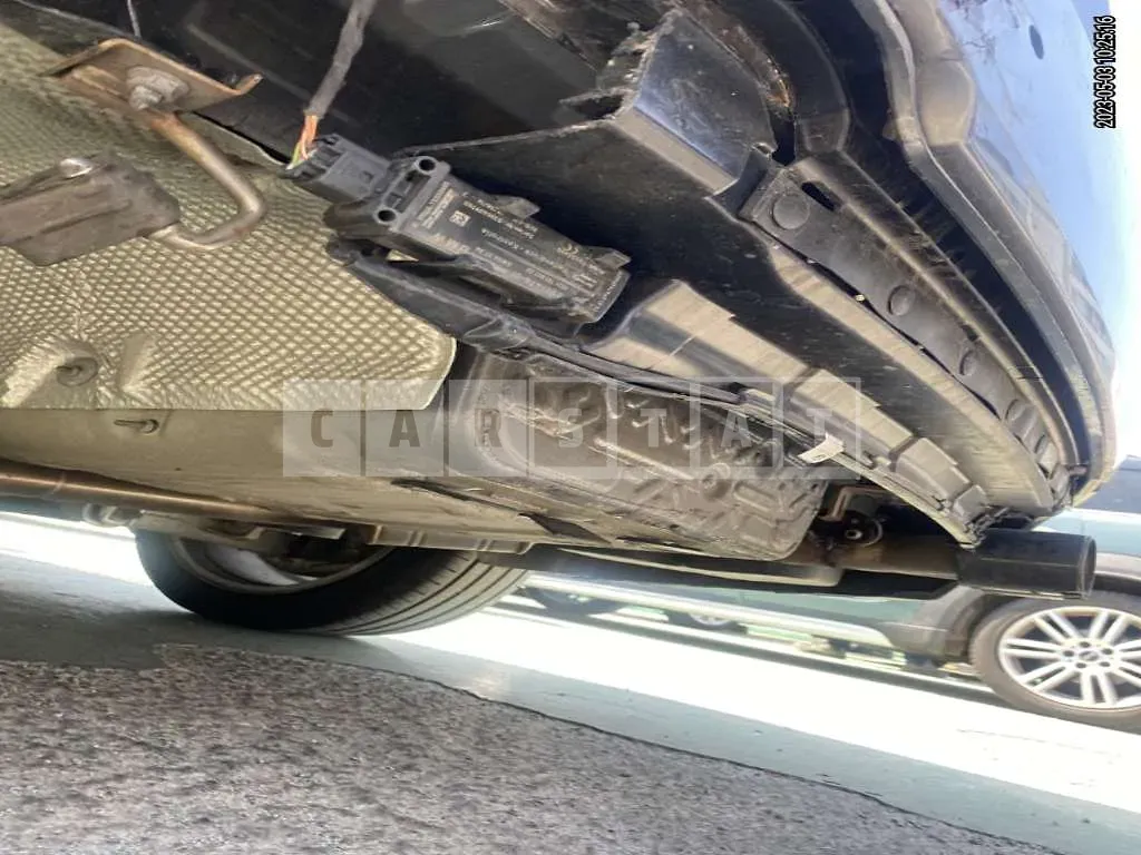 Photo 2 of 9: 2016 BMW 528i, VIN WBA5A5105GG602714 — Korean insurance auction