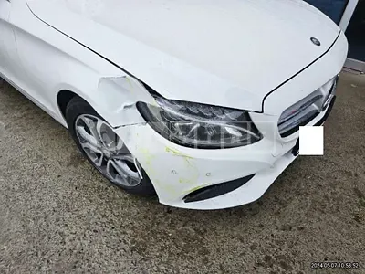 Photo 1 of 8: 2016 Mercedes-Benz C220 d — Korean insurance auction