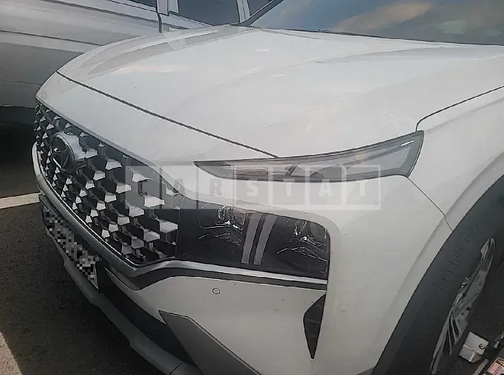 Photo 2 of 16: 2021 Hyundai Santa Fe, VIN KMHS381HHMU415644 — Korean insurance auction