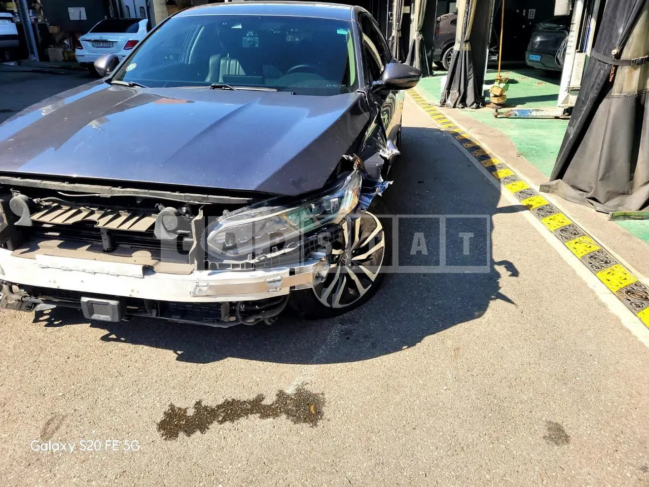 Photo 2 of 30: 2019 Honda Accord Hybrid, VIN 1HGCV3690KA511309 — Korean insurance auction