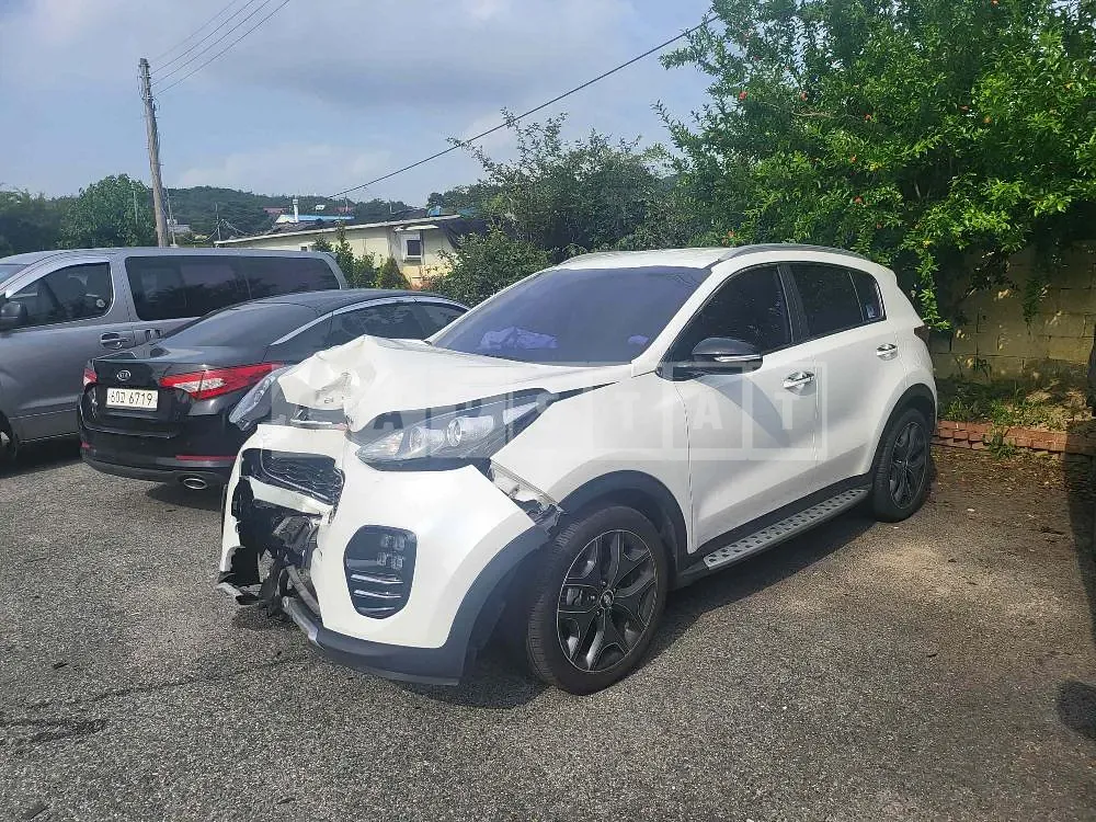 Photo 2 of 19: 2016 Kia Sportage, VIN KNAPN813BHK210854 — Korean insurance auction