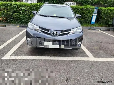 Photo 1 of 11: 2015 Toyota RAV4 — Korean insurance auction