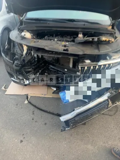 Photo 1 of 29: 2020 Kia Carnival 2.2, VIN KNANE81BBMS000820 — Korean insurance auction