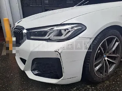 Photo 1 of 8: 2022 BMW (parts) 520i Light — Korean insurance auction