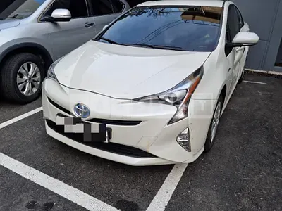 Photo 1 of 28: 2018 Toyota Prius, VIN JTDKBRFU1J3080555 — Korean insurance auction