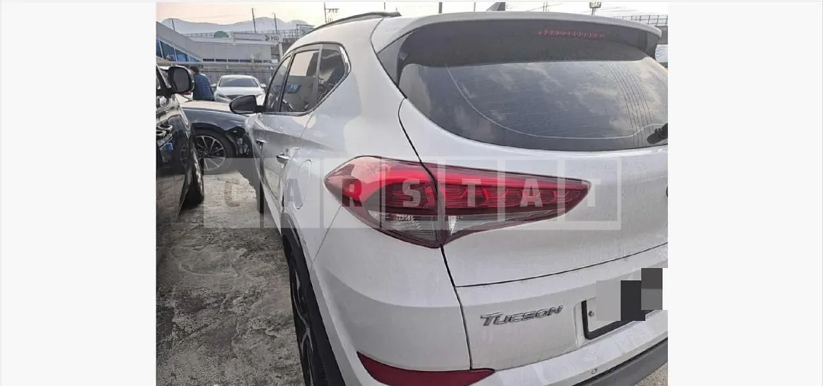 Photo 2 of 51: 2017 Hyundai Tucson TL — Korean insurance auction
