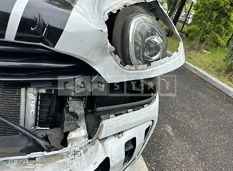 Photo 2 of 32: 2018 MINI Cooper D Countryman ALL4, VIN WMWYU1103J3E83771 — Korean insurance auction