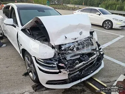 Photo 1 of 6: 2021 Genesis Hyundai G80, VIN KMTGB41CDMU029782 — Korean insurance auction