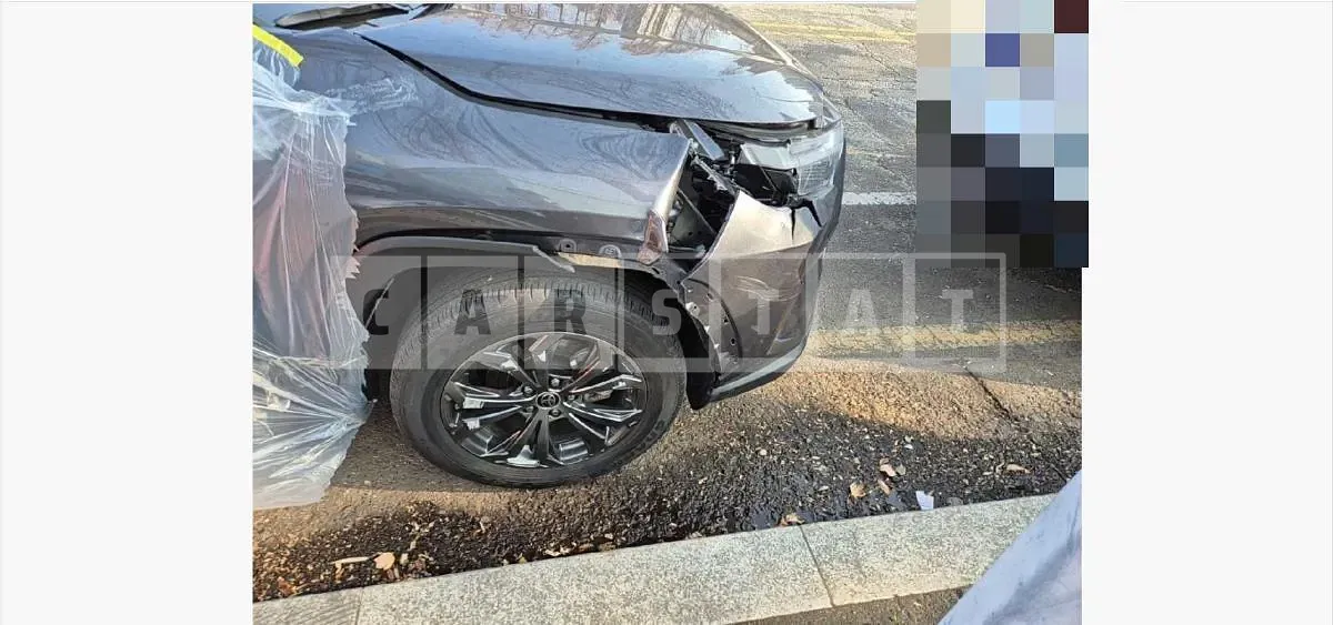 Photo 2 of 12: 2023 Toyota Lave 4 Hybrid AWD — Korean insurance auction