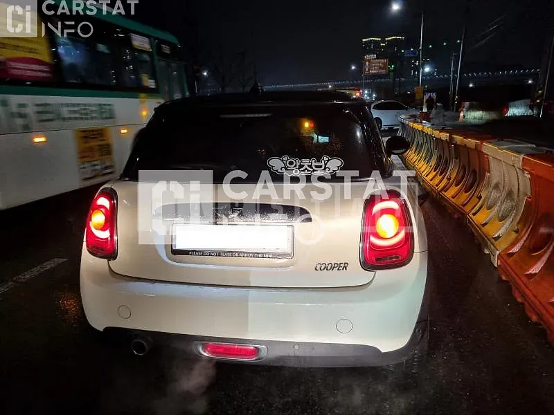 Photo 2 of 17: 2015 MINI Cooper, VIN WMWXP5101G3A98325 — Korean insurance auction