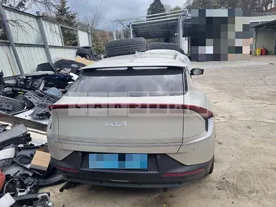 Photo 1 of 15: 2022 Kia EV6 Long Range — Korean insurance auction