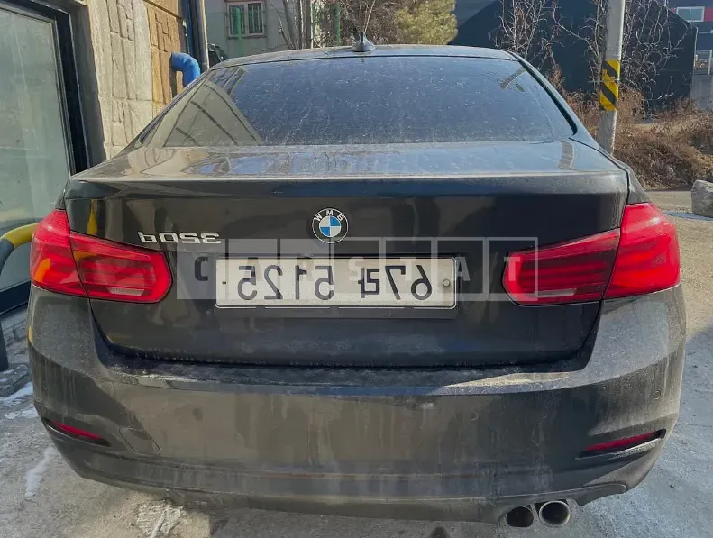 Photo 2 of 9: 2017 BMW 320d, VIN WBA8C5106HK855174 — Korean insurance auction
