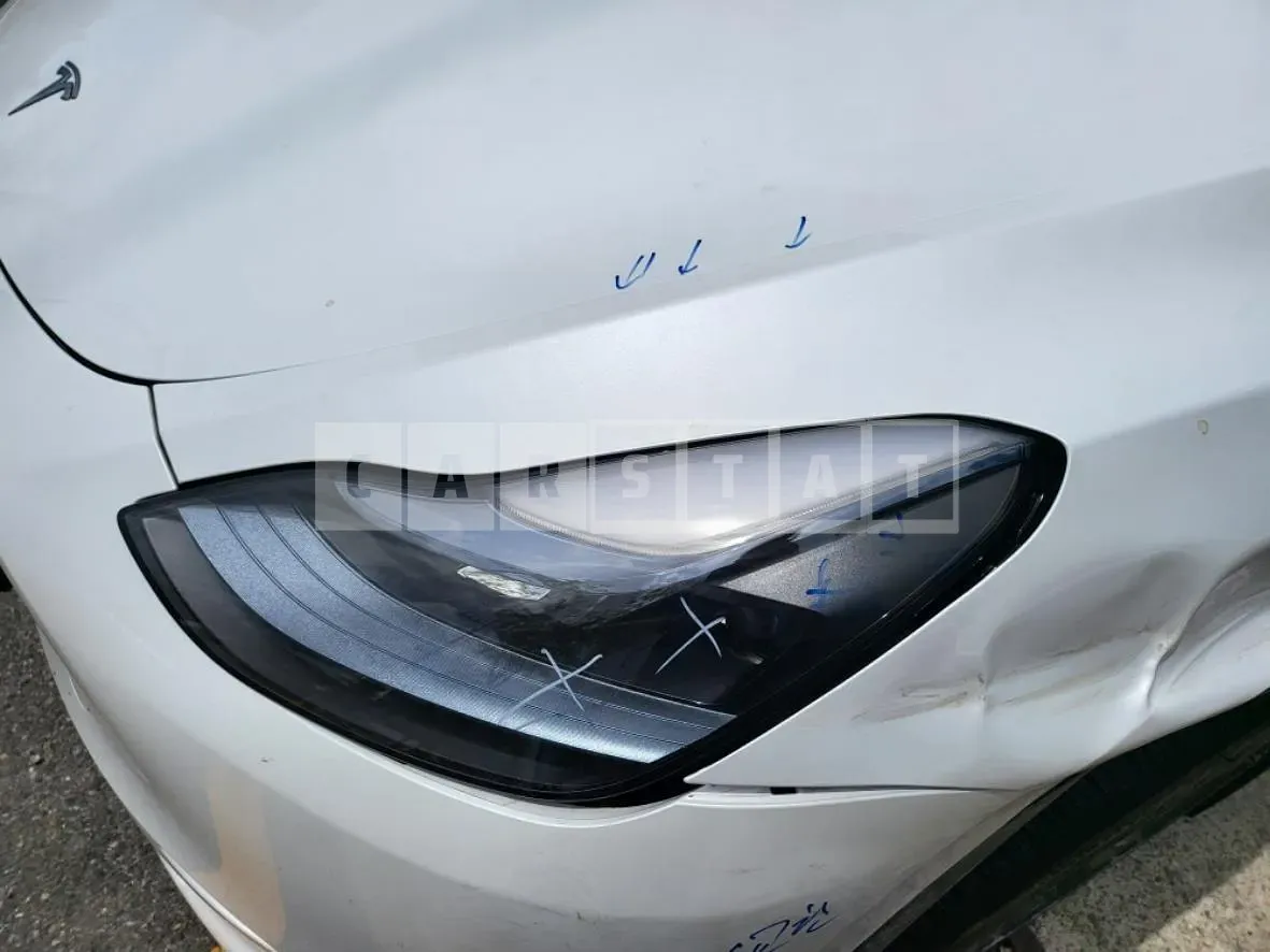 Photo 2 of 32: 2023 Tesla Model Y RWD, VIN LRWYGCFS5RC158738 — Korean insurance auction