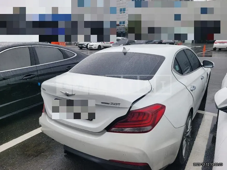 Photo 2 of 9: 2019 Genesis G70 2.0T — Korean insurance auction
