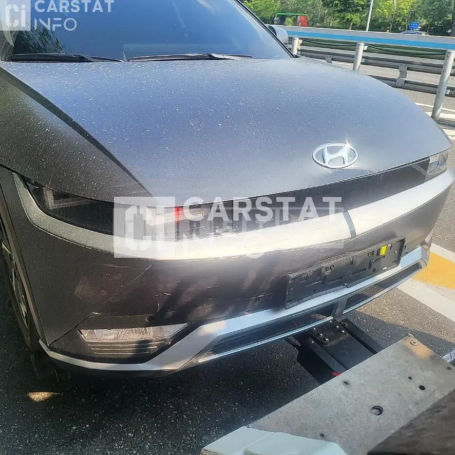 Photo 2 of 14: 2022 Hyundai Modern Ionic 5, VIN KMHKN81AFNU076640 — Korean insurance auction