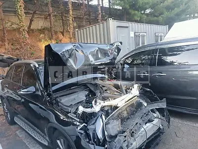 Photo 1 of 14: 2019 Mercedes-Benz GLC350 e 4Matic, VIN WDC0G5EB5KF556995 — Korean insurance auction
