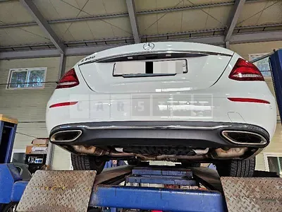 Photo 1 of 8: 2018 Mercedes-Benz E200 — Korean insurance auction