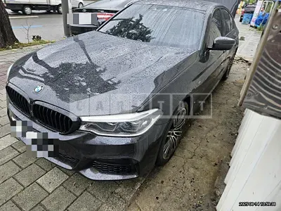 Photo 1 of 43: 2020 BMW 530i xDrive M Sport Packag — Korean insurance auction