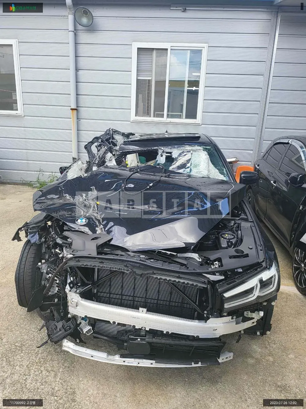 Photo 2 of 14: 2023 BMW 530i, VIN WBA71BH02PWY18779 — Korean insurance auction