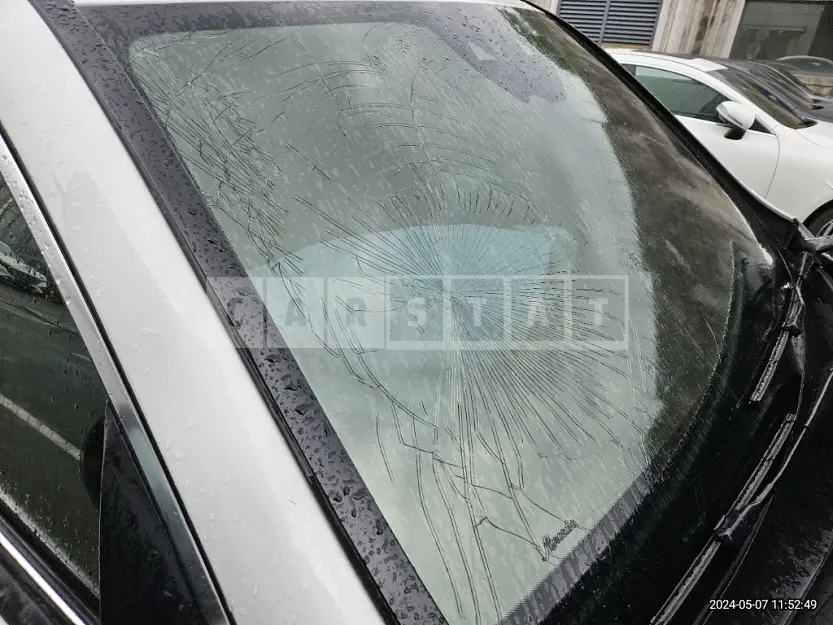 Photo 2 of 37: 2023 Mercedes-Benz GLC300 e 4Matic Coupe — Korean insurance auction