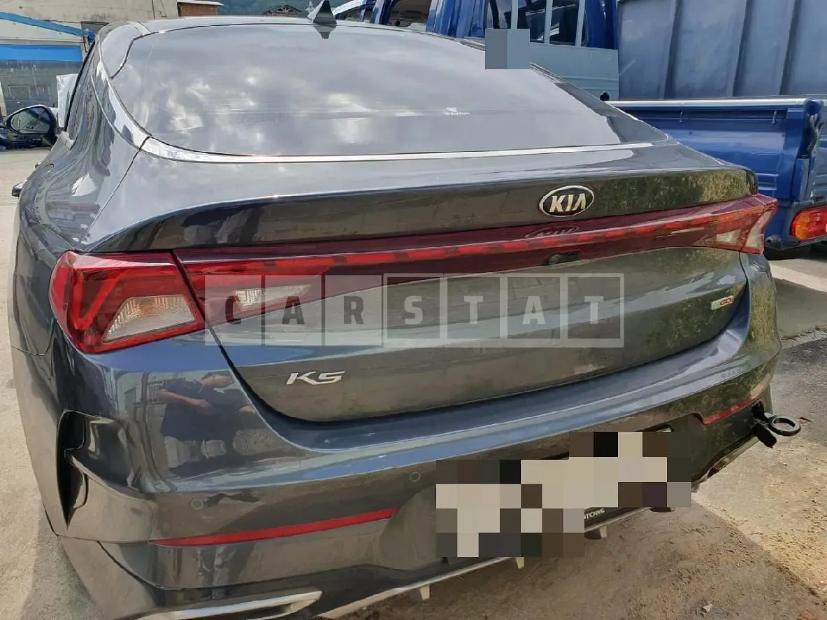 Photo 2 of 8: 2020 Kia K5, VIN KNAG2412BLA008618 — Korean insurance auction