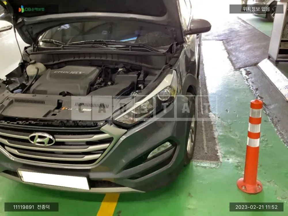 Photo 2 of 16: 2016 Hyundai Tucson, VIN KMHJ281ABHU343855 — Korean insurance auction