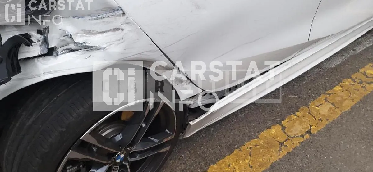 Photo 2 of 21: 2021 BMW 120i, VIN WBA7L7104M7J37983 — Korean insurance auction