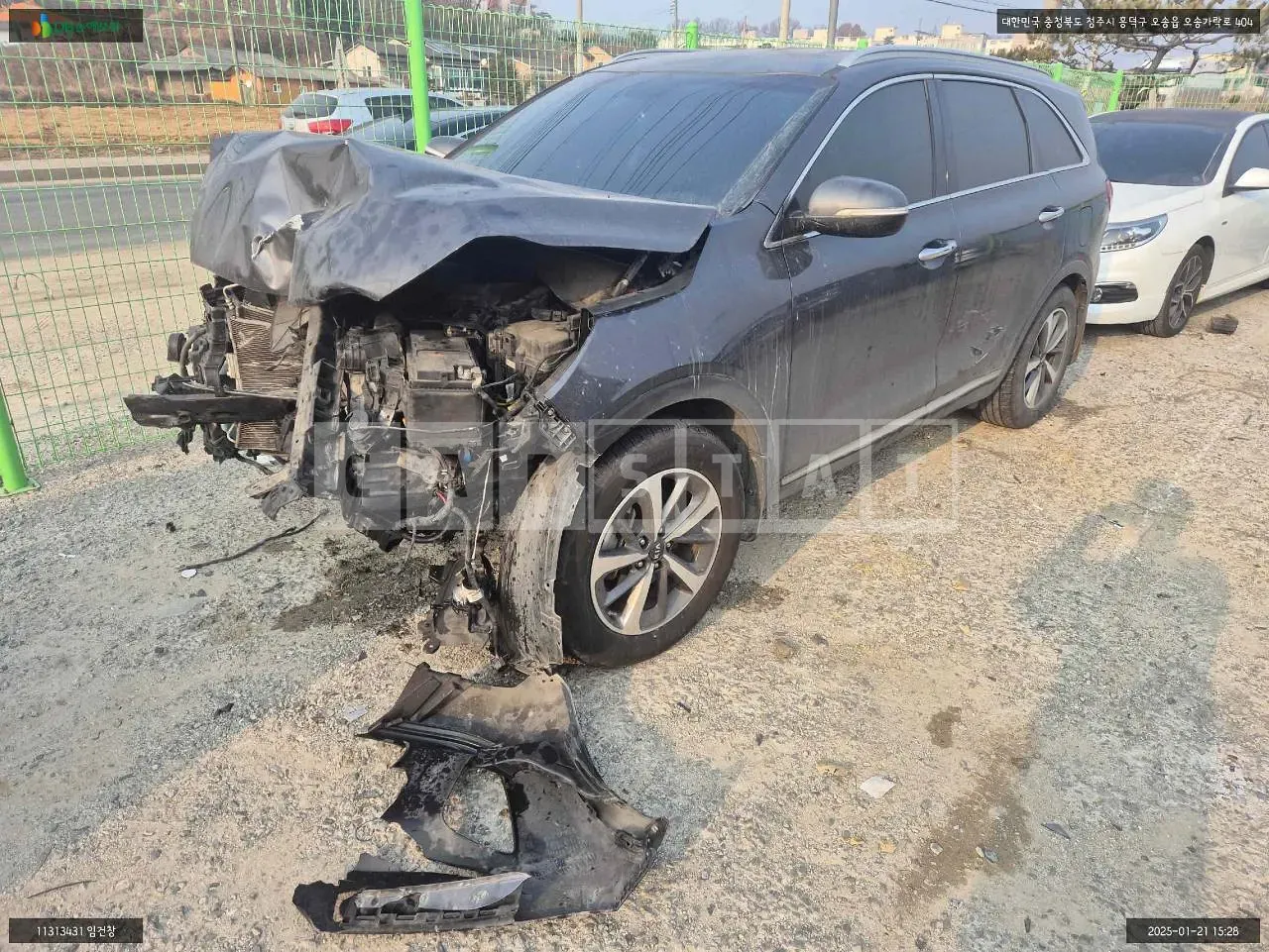 Photo 2 of 23: 2018 Kia Sorento, VIN KNAPG81BBKA503471 — Korean insurance auction