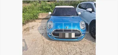 Photo 1 of 15: 2018 MINI Cooper D Five Door — Korean insurance auction