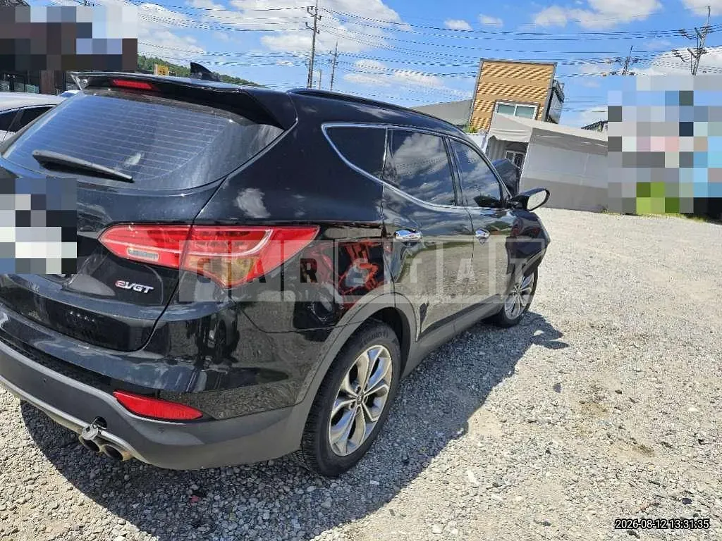 Photo 2 of 18: 2015 Hyundai Santa Fe DM 2.0 — Korean insurance auction