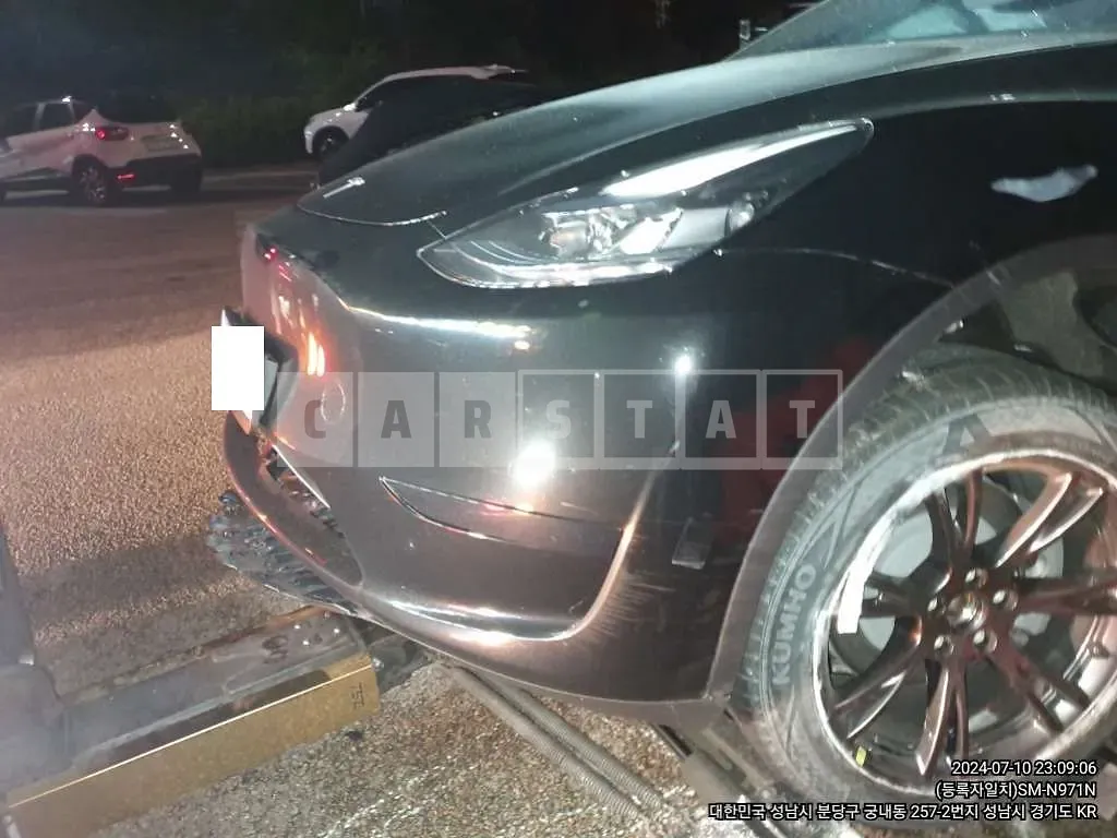 Photo 2 of 9: 2024 Tesla Model Y RWD — Korean insurance auction