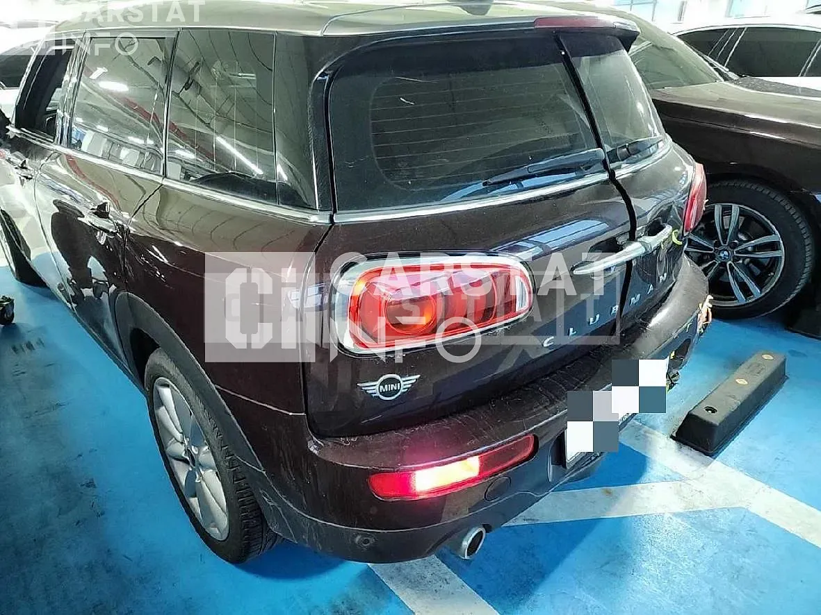 Photo 2 of 8: 2019 MINI Cooper D Clubman, VIN WMWXK5103KTN59979 — Korean insurance auction