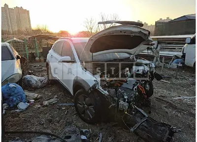 Photo 1 of 12: 2021 Hyundai Kona Electric — Korean insurance auction
