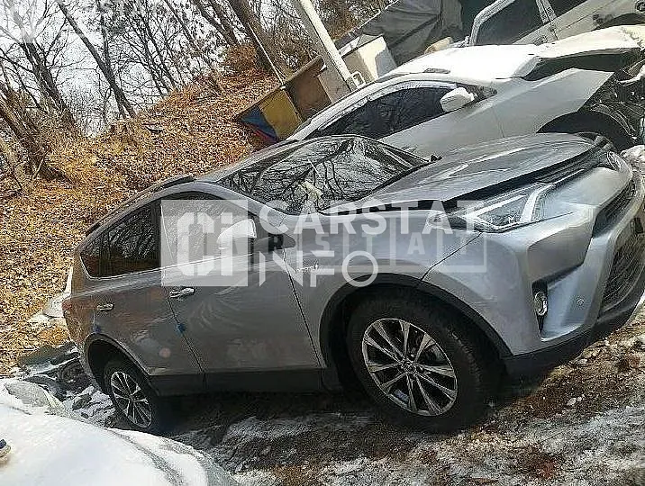 Photo 2 of 8: 2018 Toyota RAV4 Hybrid — Korean insurance auction