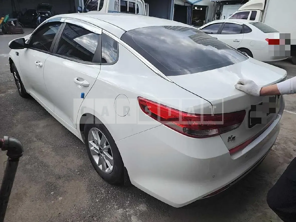 Photo 2 of 12: 2017 Kia K5 LPG — Korean insurance auction