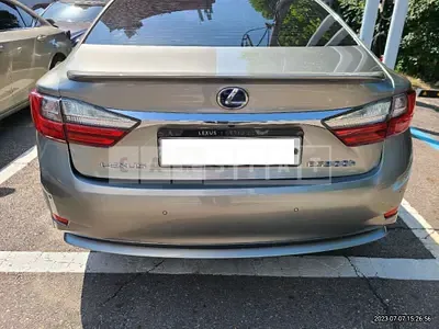 Photo 1 of 20: 2017 Lexus ES300h, VIN JTHBW1GG0H2150799 — Korean insurance auction