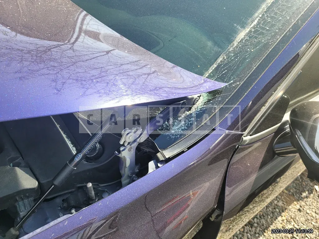 Photo 2 of 17: 2021 Kia Stinger, VIN KNAE351DDMS096347 — Korean insurance auction