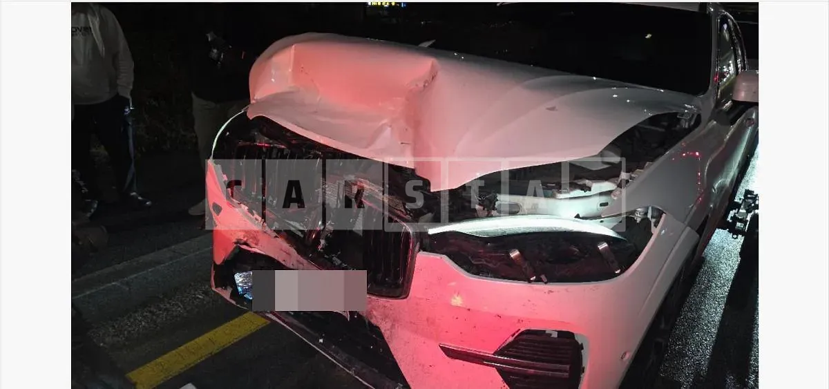 Photo 2 of 72: 2023 Volvo XC60B6 AWD — Korean insurance auction