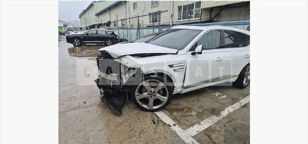Photo 2 of 32: 2020 Genesis GV80 2.5T 4WD — Korean insurance auction