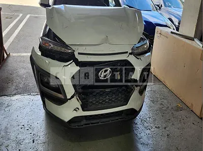 Photo 1 of 17: 2018 Hyundai Kona — Korean insurance auction