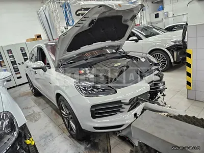 2022 Porsche Cayenne E-Hybrid