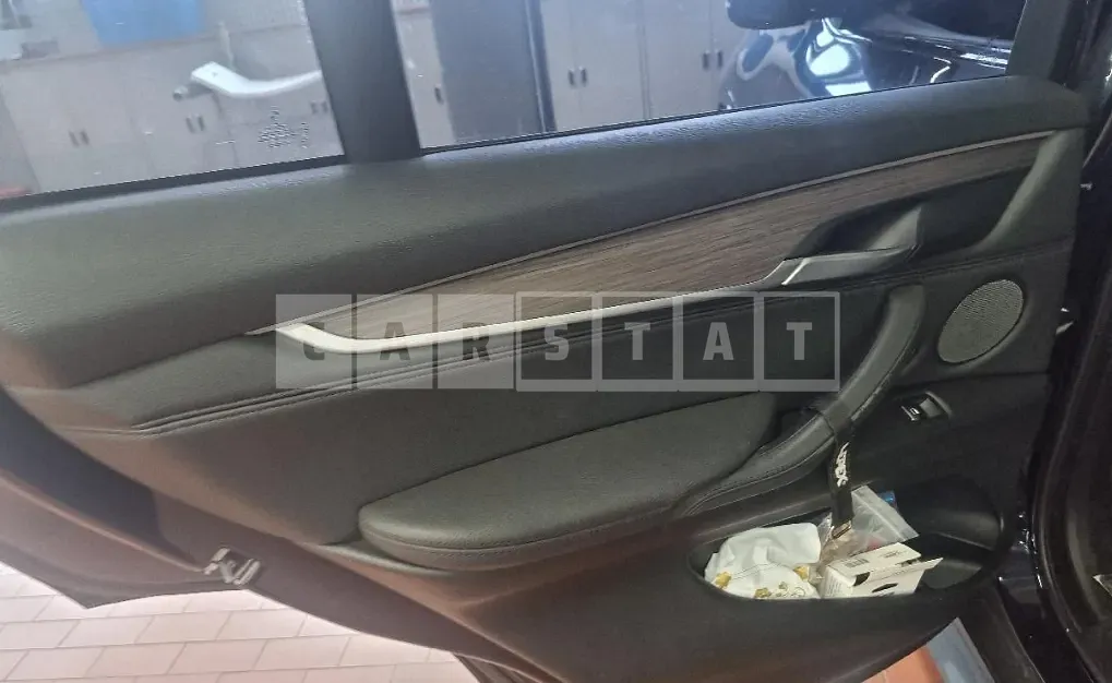 Photo 2 of 30: 2016 BMW X5 xDrive 40d, VIN WBAKS6108G0N62028 — Korean insurance auction