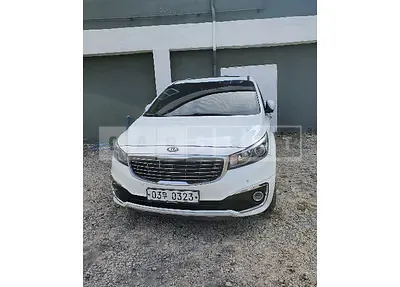 Photo 1 of 8: 2017 Kia Carnival, VIN KNAME81ABHS289546 — Korean insurance auction