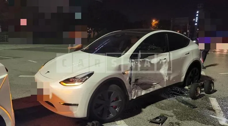 Photo 2 of 15: 2022 Tesla Model Y Long Range — Korean insurance auction