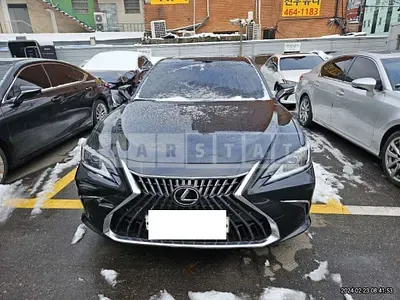 Photo 1 of 50: 2023 Lexus ES300h, VIN JTHBA1C1XP2015134 — Korean insurance auction