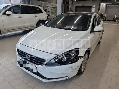 Photo 1 of 10: 2016 Volvo V40D3 — Korean insurance auction