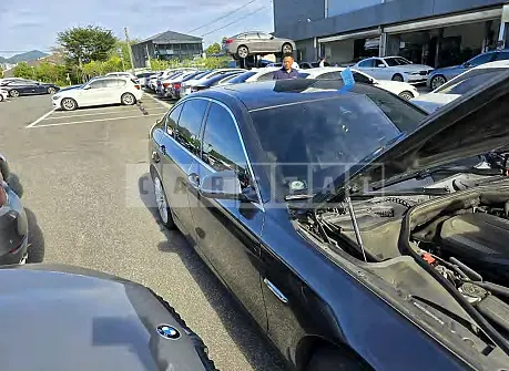 Photo 2 of 22: 2016 BMW 520d — Korean insurance auction