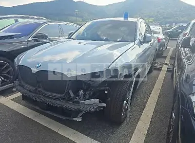Photo 1 of 20: 2023 BMW X4 xDrive20i — Korean insurance auction